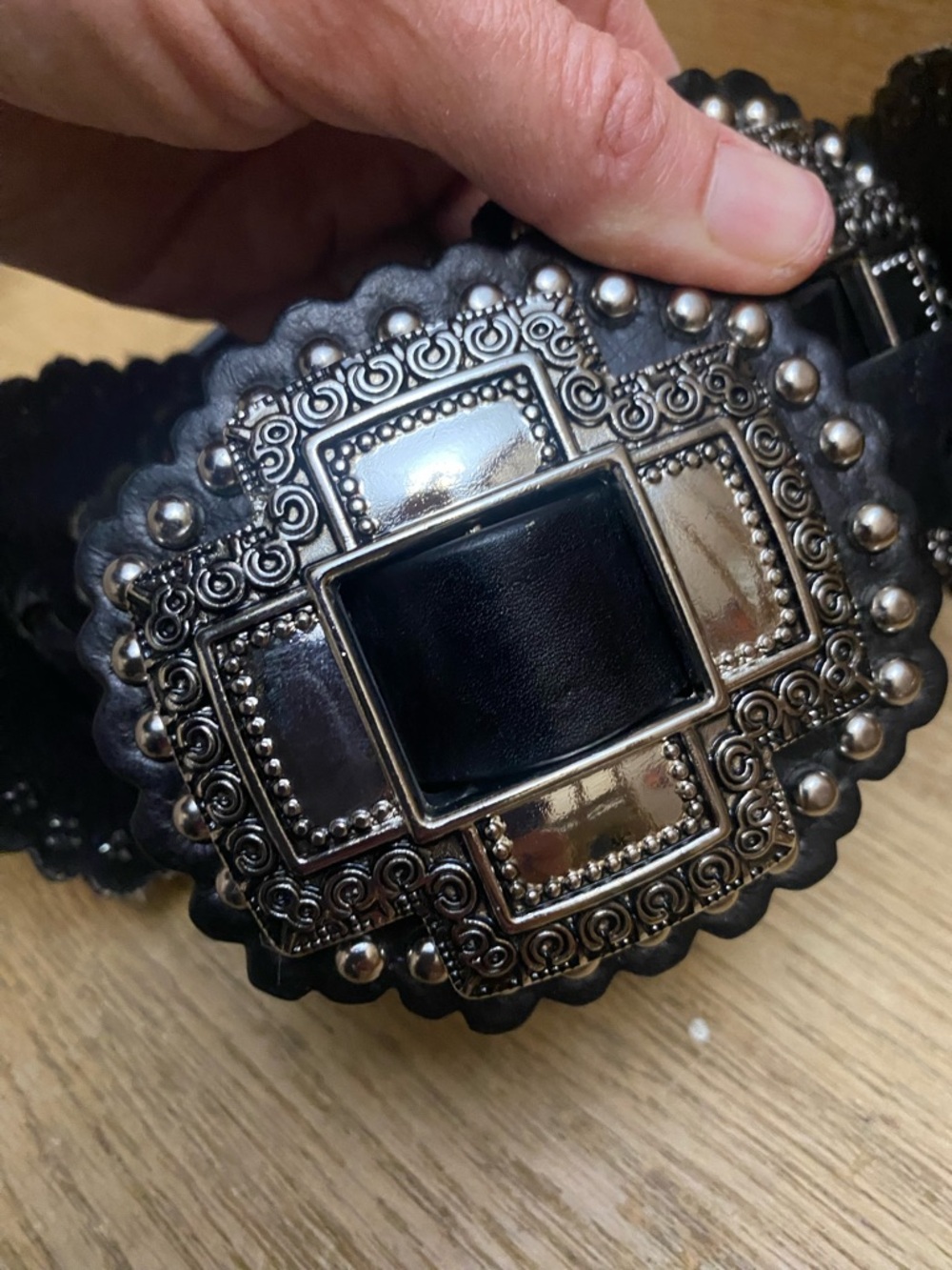 Roper Womens Black And Silver Large Cross Concho Western Belt - Picture 7 of 8